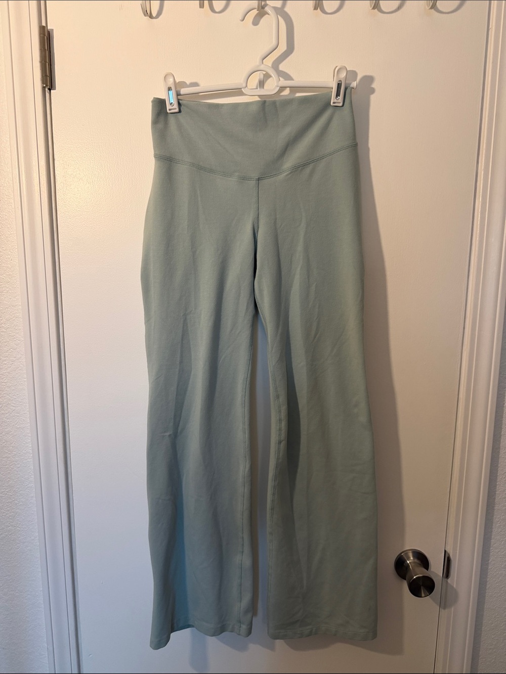 Old Navy Mint Green Boot-Cut Yoga Pants